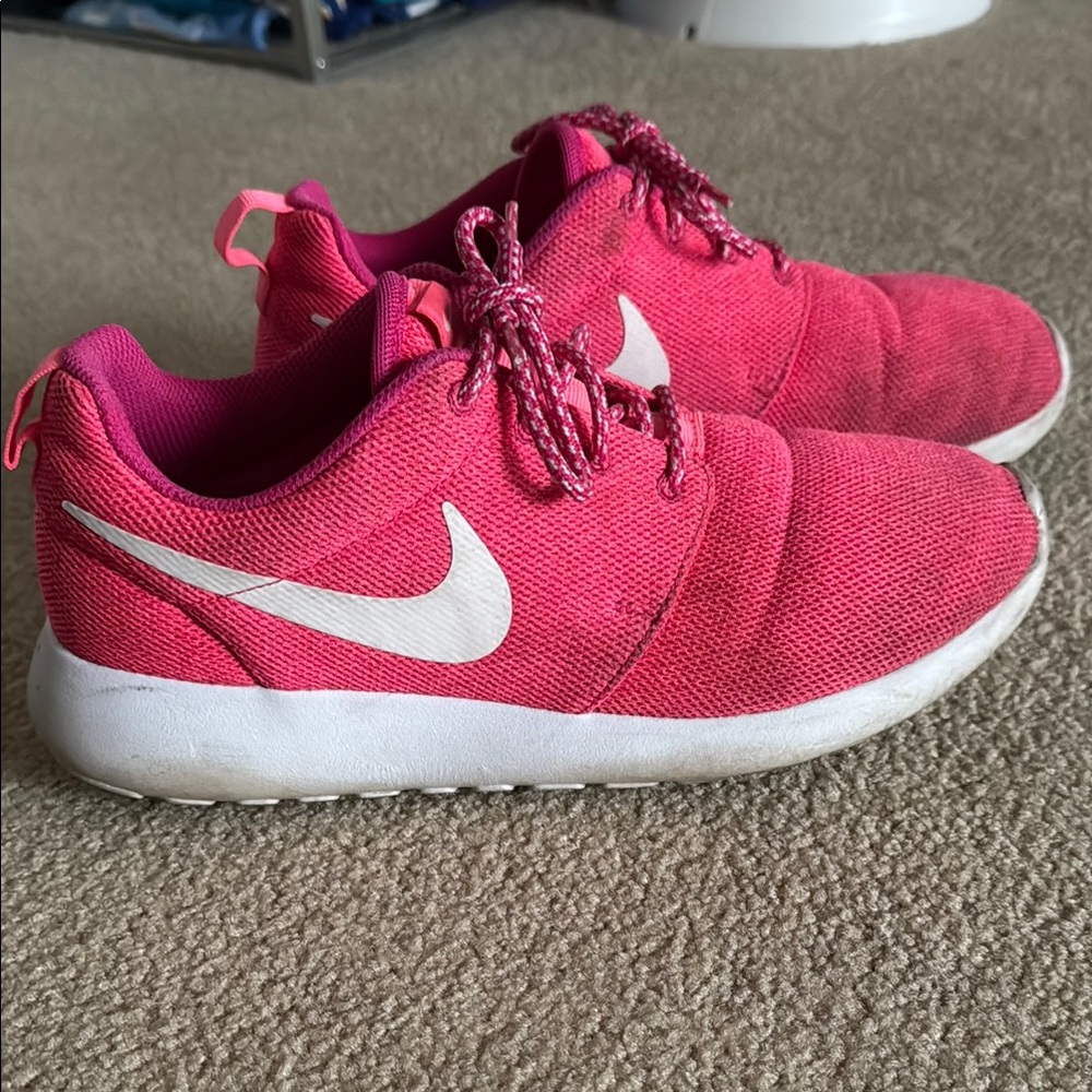 Nike Kids Pink Sneakers